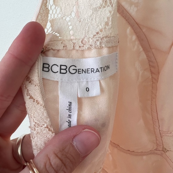 BCBGeneration peach lace dress size 0 - Picture 10 of 10